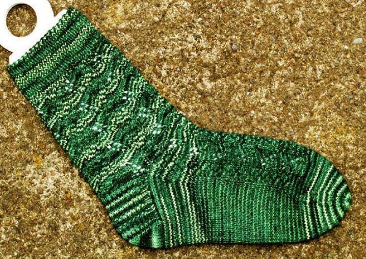 Hand Knit Sock Pattern - Climbing Vine Cable Sock Pattern